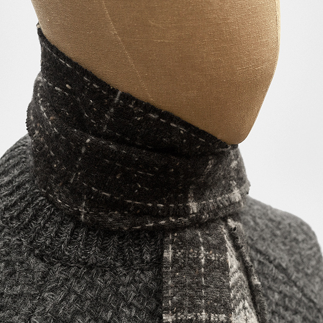 scarf-grey-donegal-merino-cashmere-1