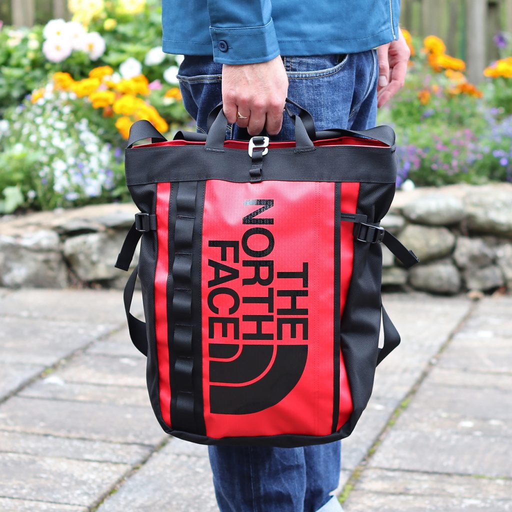 Kwadrant homoseksueel capaciteit The North Face Base Camp Tote Bags - Proper Magazine
